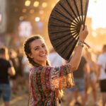 Festival-Fächer Schwarz Glitzer – elegantes Rave & CSD Accessoire – Ansicht 3