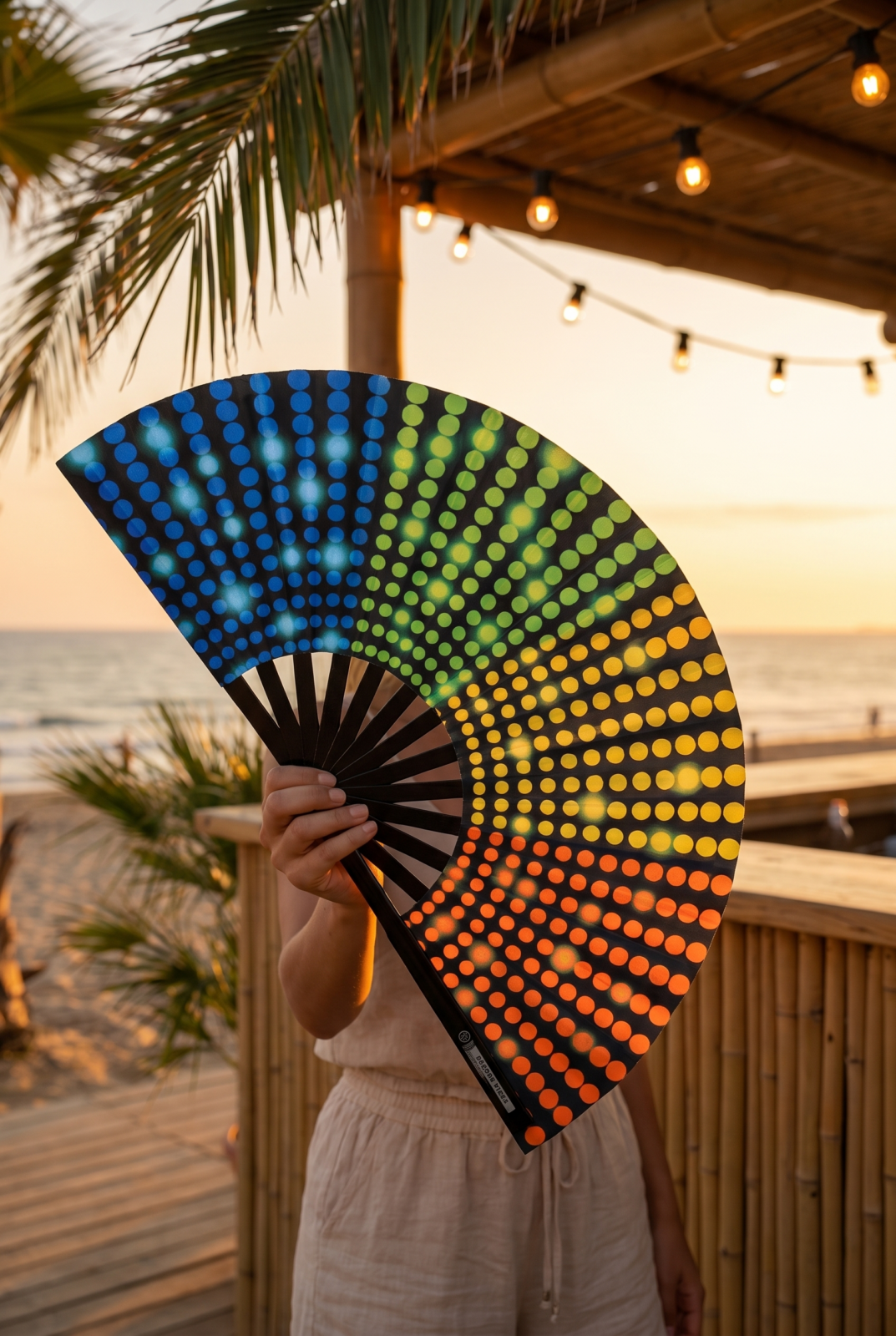 Festival-Fächer Schwarz mit Regenbogen-Punkten, Rave & CSD – Ansicht 7