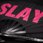 Festival-Fächer „SLAY“ in Schwarz/Pink, CSD & Rave Accessoire – Ansicht 6