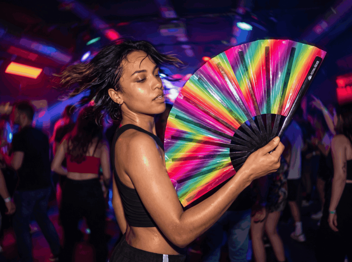 Festival-Fächer Transparent mit Regenbogenstreifen für CSD & Pride – Ansicht 2