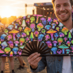 Festival-Fächer Neon-Pilze Airbrush Schwarz für Goa & Psytrance – Ansicht 3