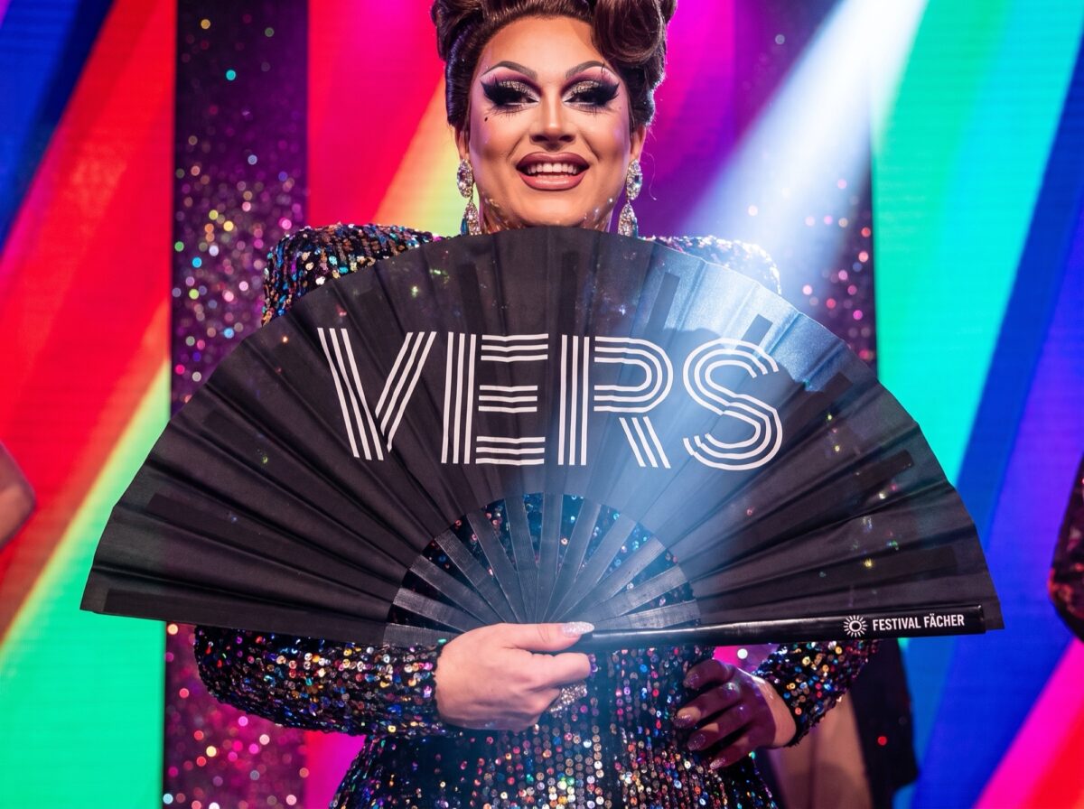 Festival-Fächer „VERS“ in Schwarz, Statement für Rave & CSD – Ansicht 5